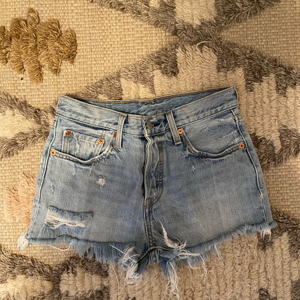Levi’s shorts